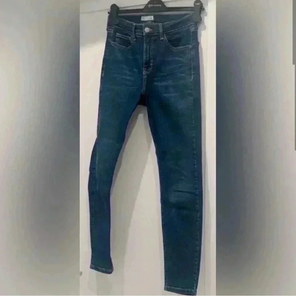Topshop Jamie Jeans in Dark Wash - Picture 2 of 7